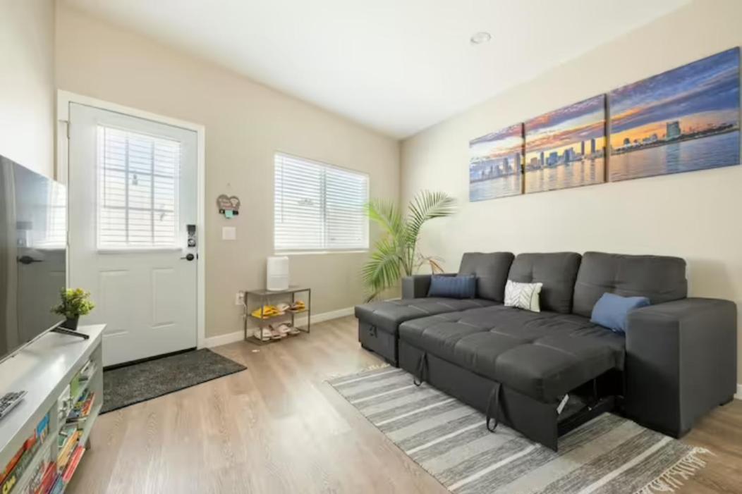 Family Friendly Newly Built Home! Casa vacanze San Diego