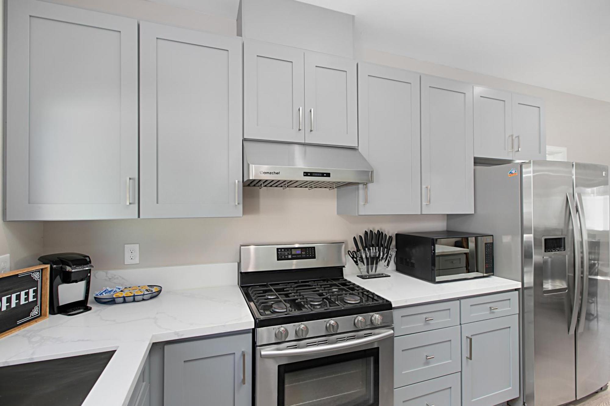 Family Friendly Newly Built Home!