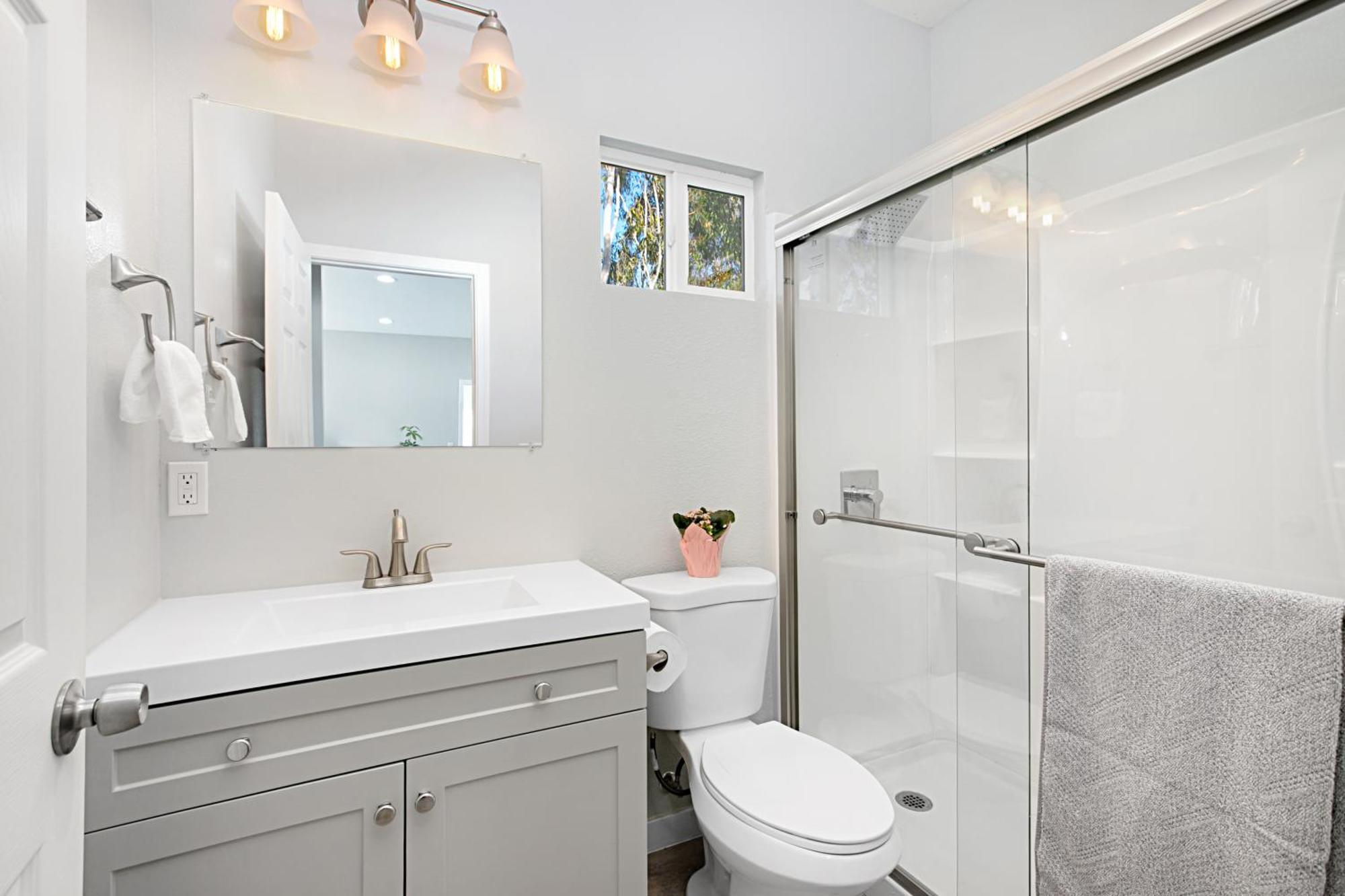 Family Friendly Newly Built Home! San Diego
