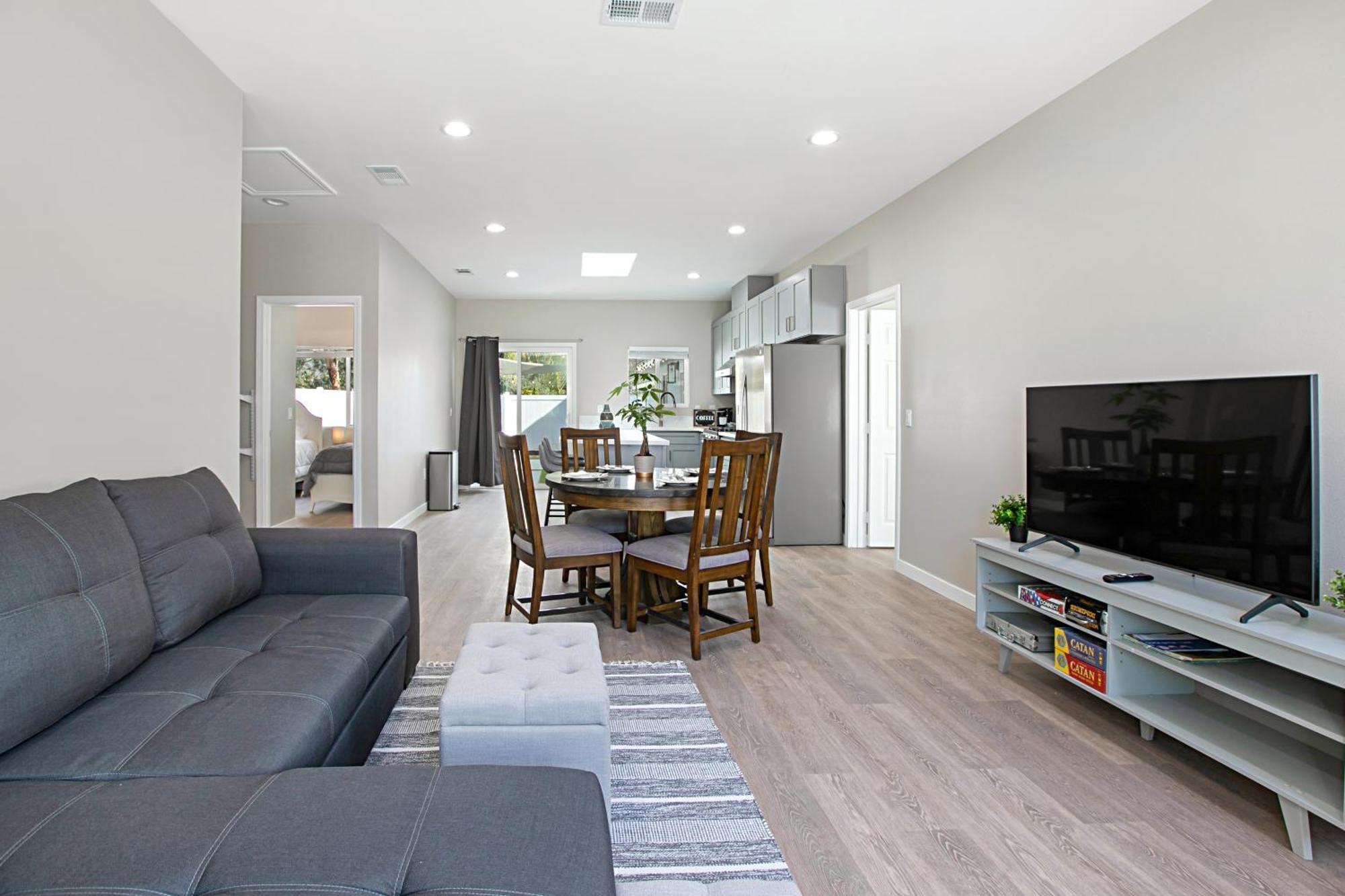 Family Friendly Newly Built Home! * San Diego