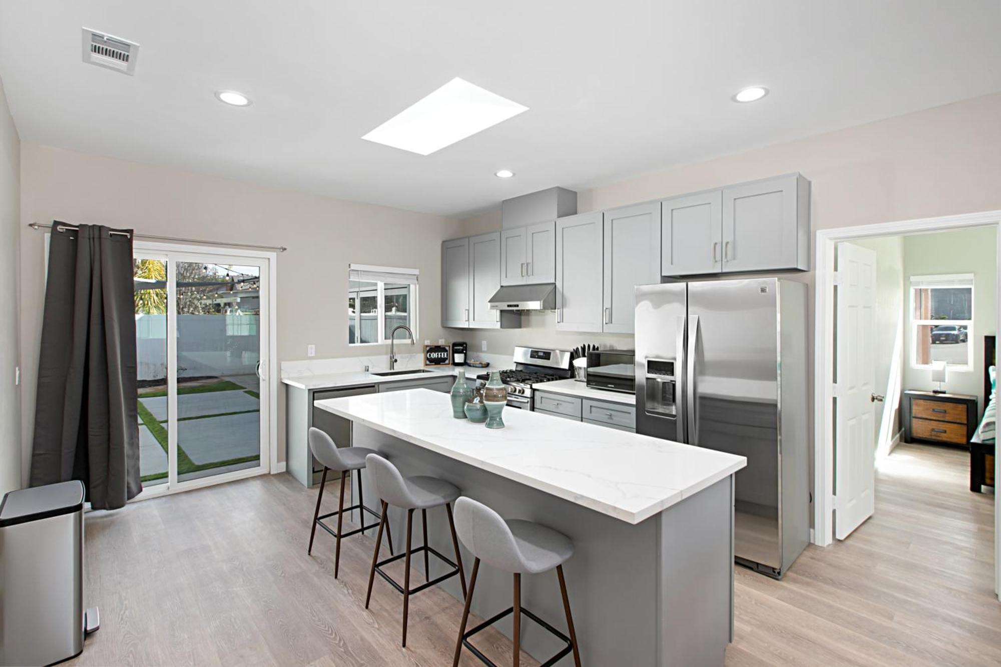 Family Friendly Newly Built Home! Hébergement de vacances