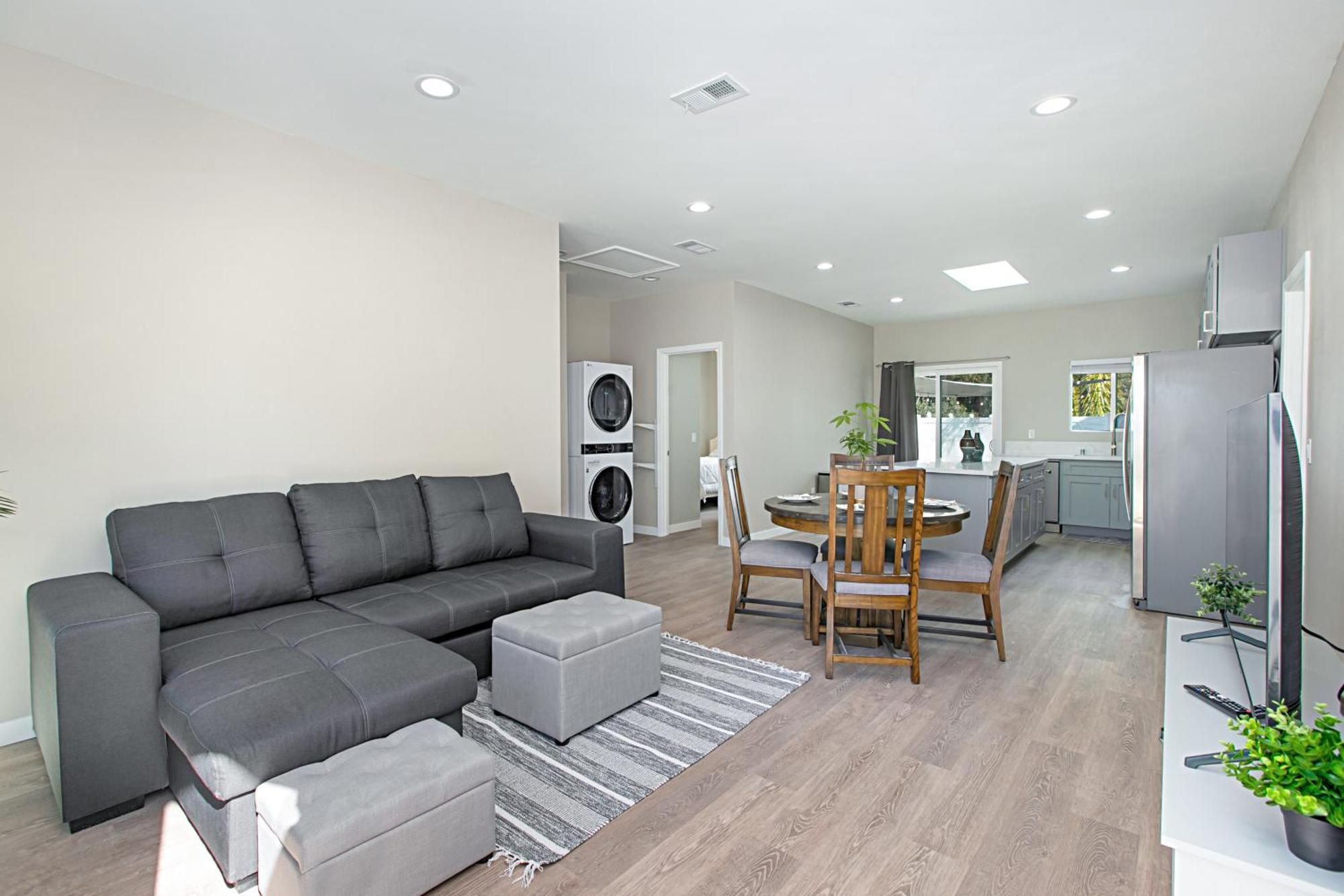 Family Friendly Newly Built Home! * San Diego